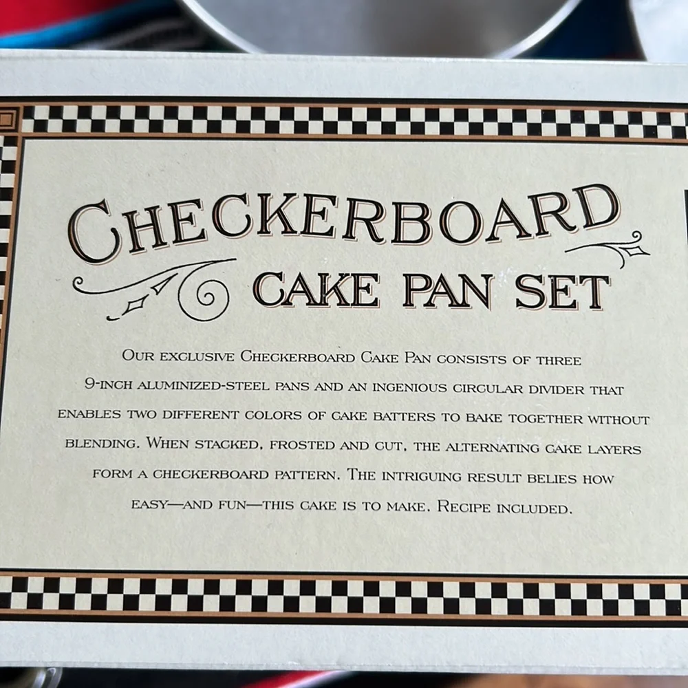 Williams-Sonoma Checkerboard Cake Pan Set in Box